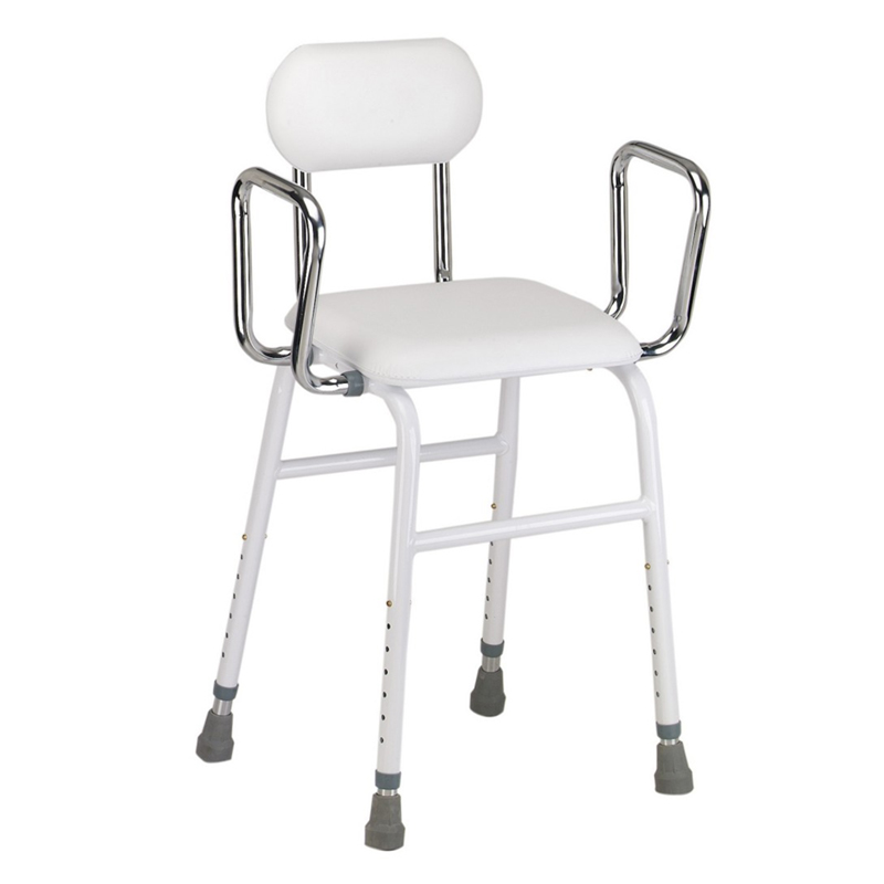Univerzális széklet állítható karokkal és párnázott háttal
